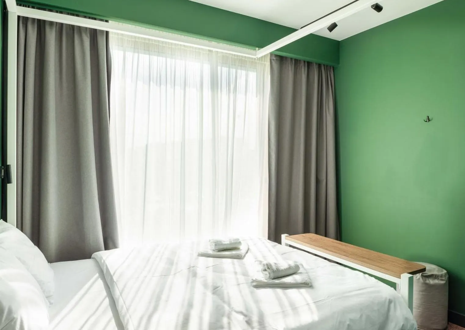 Zeus Is Loose Hostel Thessaloniki Greece