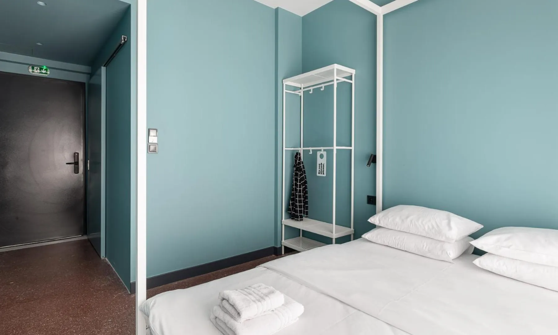 Zeus Is Loose Hostel Thessaloniki